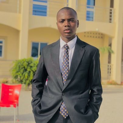 Internet marketer/I teach ambicious people how to build a profitable business online using Smartphone
