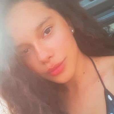 Terezinha766058's profile picture. Seja luz e brilhe🦋
Nordestina🌵❤
Flamenguista❤🖤
Amo astronomia🌌