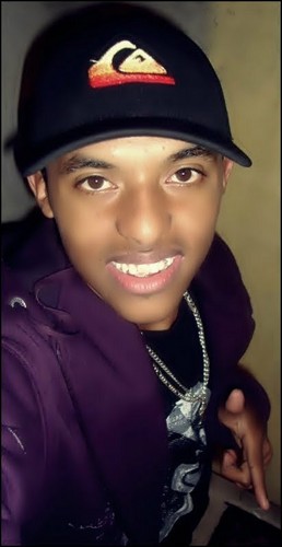 Hooje Eu voo Partii Pra Essa MiissãO Eü Voo Lagaar Miinhaa Csà & Voo Moora Noo Cabaréé ♪♫ 
Meew Müñdoo èé Foodah !(6)