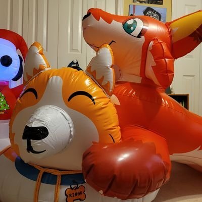 Squishy, squeaky, hopefully not leaky! Posting and reposting art, pics, and more of pooltoys for all the squeak inclined to see. account run by @LukeofE