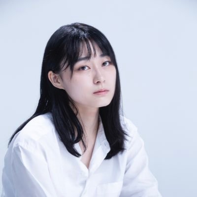 yuuka_isomura's profile picture. 主に演技のお仕事をさせていただいています｜169cm｜2025/7/19(土)〜舞台『タタラの唄姫』出演｜「少女☆歌劇 レヴュースタァライト-The STAGE 中等部-Rebellion」、舞台D4DJ「有栖川学院文化祭 LIVE STAGE」、≠ME ACT LIVE「おジャ魔女どれみドッカ～ン！」あいこの母等、他