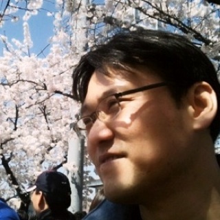 momogame's profile picture. ..살아가는 얘기 편하게하고픈..슬픈일에 같이 울어주고 기쁜일에 펑펑 웃어주는..그런 평범한 사람 / 디펜지 아스트로 / Defen-G Astro/ 밀리언 아서/ 자전거/ 한강라이딩/ 캠핑/ Developer