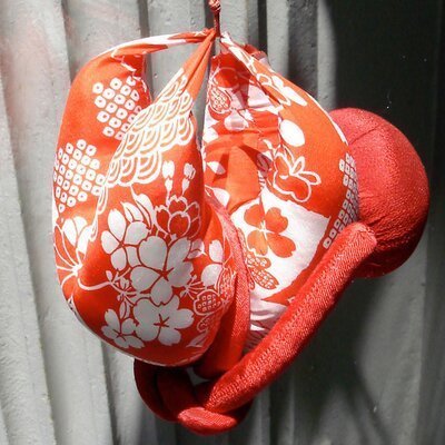 Webのあっちとこっちをコードで繋ぐお仕事してます。趣味はみんなが思いつきそうなダジャレをツイッターで検索することです。ケネディ・フライド・チキン非公式アンバサダー。#javascript #jishin_e #DDJ #wordpress