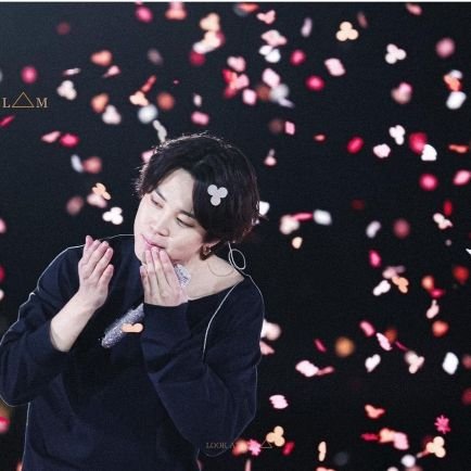 𝓨𝓸𝓾 𝔀𝓮𝓻𝓮 𝓫𝓸𝓻𝓷 𝓽𝓸 𝓫𝓮 𝓻𝓮𝓪𝓵, 𝓷𝓸𝓽 𝓽𝓸 𝓫𝓮 𝓹𝓮𝓻𝓯𝓮𝓬𝓽 . Yoongi
Soulmate: ☆ @justonestar_7 ☆