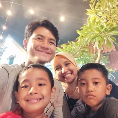 elmodif's profile picture. 