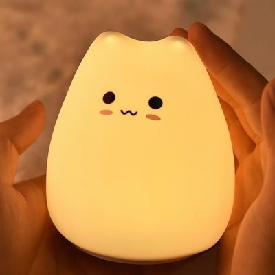 Adebayo22522832's profile picture. introvert