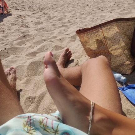 Pareja Catalana abierta de 30 años con ganas de fiesta :)