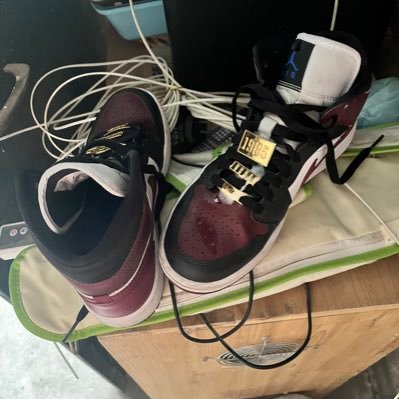 misaak0815's profile picture. 北京扫楼换点得来 喜欢aj 小皮鞋 lo鞋