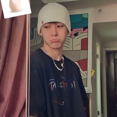 huhaoyuanCa's profile picture. happy