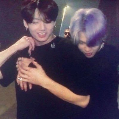 jimin gay ? ok .... fork found in kitchen cmon now