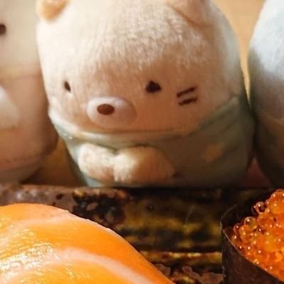 【小4👧】好奇心の塊
元素/原子核/素粒子/天文/算数数学全般/素数/多面体/ブラタモリ/Raz多読/漢検/すみっコぐらし💗
【親👩】高校理系勉強し直し中/「興味の種火を絶やさないようにするには」がテーマ/体験探究重視 #つな漢 (漢字学習)