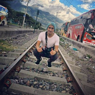 javibboy12's profile picture. Ing.Sistemas y Desarrollador de Software.👩‍💻💻🛠
LyanBboy ,bailarin bboying en tiempos libres.🤸💪.
Se realista ,atrevete ,intentalo y superalo.🇪🇨