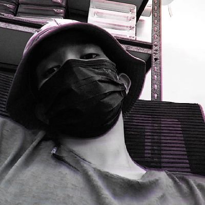 _bugtype's profile picture. Be simple.