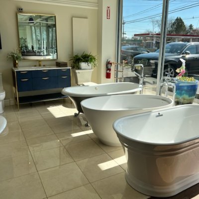 A luxury design center with the region’s largest selection of kitchen & bathroom cabinetry, flooring & more from the world's leading manufacturers.