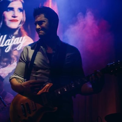 Producer/engineer - I used to sing & play guitar in @TheDefectivesNY and Avon Junkies. I create & record music for a living.