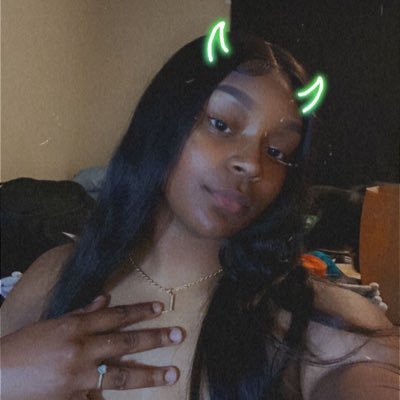 yvnq_a7's profile picture. SaTx🇨🇱. | 22🦋. | SC: yvnq.a7