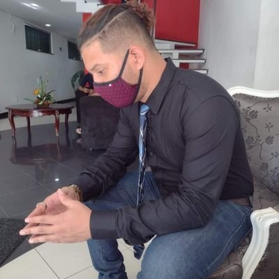 @vascodagama ❤/+/
God ✝️
@Castro2Sigrid ❤️
•Empresário
•Administração
• Batalhador
