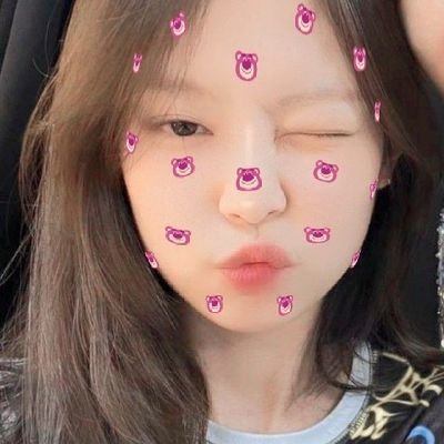 weiweicart's profile picture. 𝄒 ☁︎ ۫ ּ ⭑ jennie sparks coll ࣪ ٬٬ . ✎ Ꮺ was ﹫jenlisabuys | no reply means not interested thank u ᵎᵎ ‹𝟹 READ CARRD FOR THE MASTERLIST