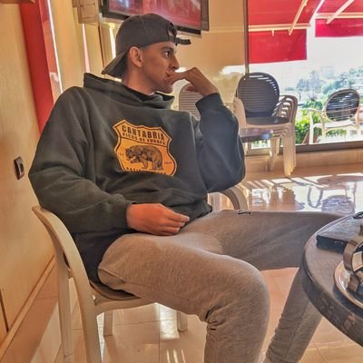 HasraMahdi's profile picture. 