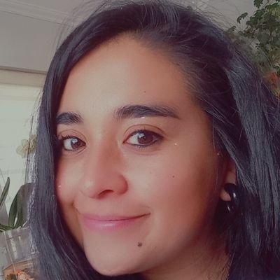 Profe Diferencial📚🖍
Colocolina del alma🤍🖤
Rebelde con causa🔥
Enamora' del Sepúlveda🐱