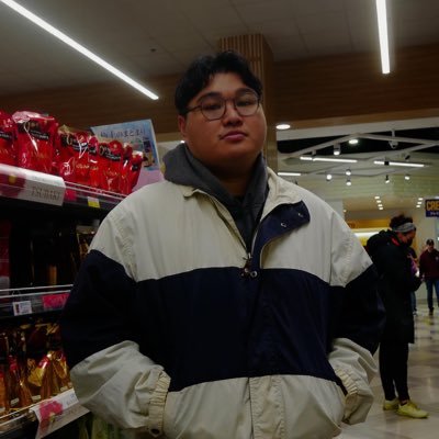 erollmac_'s profile picture. ICU nurse | #BLM |