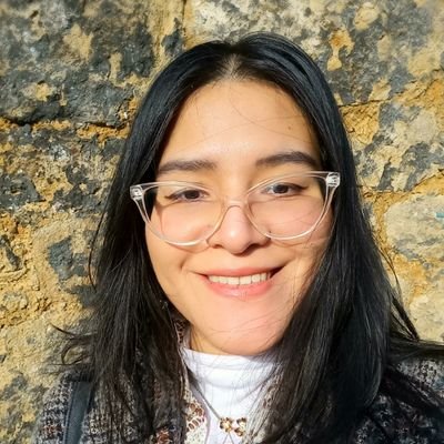 (She/her/ella)|

Pharmacy BSc. from Universidad Peruana Cayetano Heredia 

|  MPH from King's College London 

| PhD Researcher 

🇵🇪