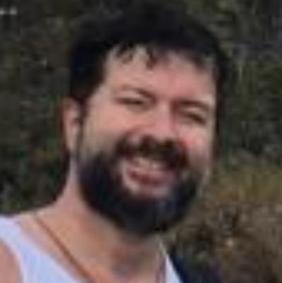 angelomarcel's profile picture. Jornalista na Universidade Federal de Viçosa. Peladeiro esporádico e doutor em linguística. E ótimo, de acordo com a minha mãe.