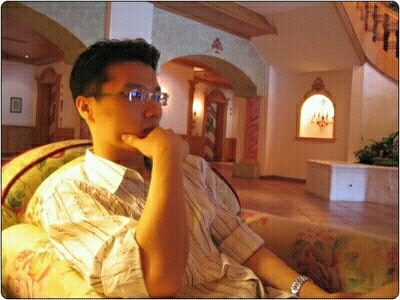 ovclass's profile picture. 길이 멀어야 말의 힘을 알고, 세월이 오래 지나야만 사람의 마음을 안다.