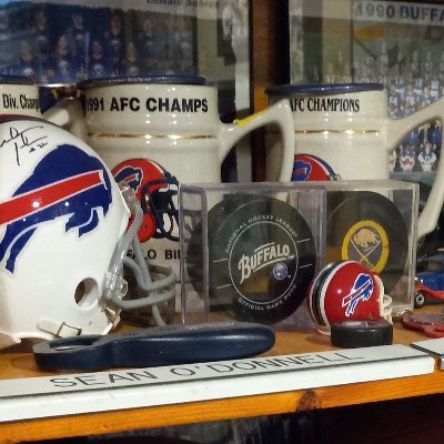 Buffalo's #1 sports video archivist. Subscribe to my YouTube channel and revisit great plays and moments in Bills/Sabres history. Requests are welcome.