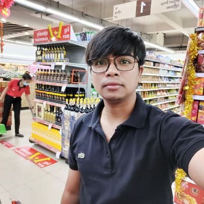 chhoeurn_rasy's profile picture. Love myself