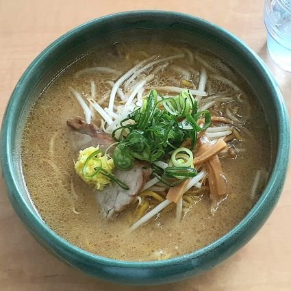 北国生まれ。
ラーメン大好き営業マン