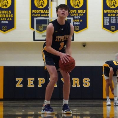 6’1 Guard | Mahtomedi ‘23 | Northstar Titans AAU | 3.97 gpa | email: 23armitage-christian@isd832.net | cell: 651-442-8743