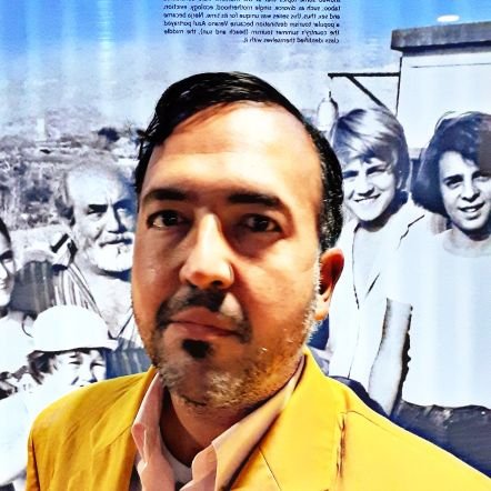 Licenciado en Historia. Técnico en Digitalización de Archivo Histórico. Auxiliar de seguridad en Museo de Nerja. Escritor aficionado y amante de la lectura 🧡
