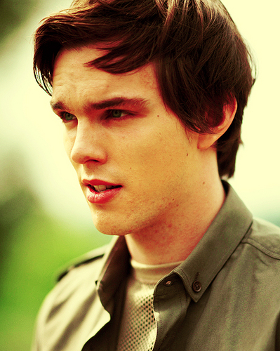 nicholcshoult's profile picture. Mutant and proud.