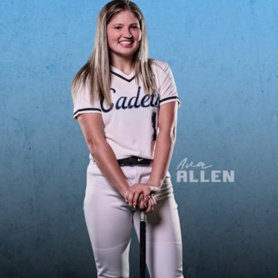 Cascade High School '25//Indiana Smoke 18U#01//second/outfield/Utility//Email: avasmaves@gmail.com