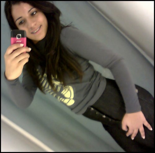 vcs riem, de mim por  eu ser diferente, ee eu rio de vsêis por serem todos iguais ' ;)   // bob marley .