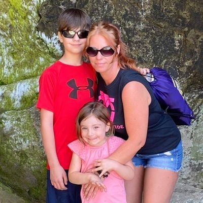 XxHippoHoexX's profile picture. I'm the best there is, plain and simple. I wake up in the morning and piss excellence