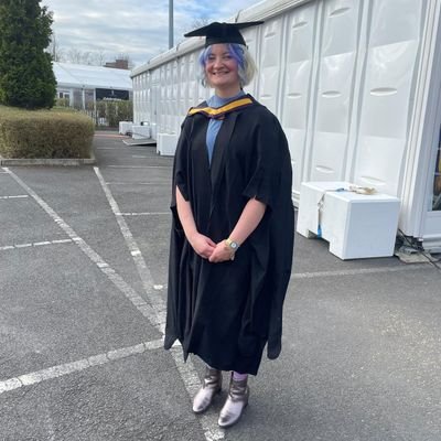 milbonsall's profile picture. Interested in astrobiology and fossil hunting⚒
PhD student looking at organic preservation on Mars at the University of Stirling
(she/they)