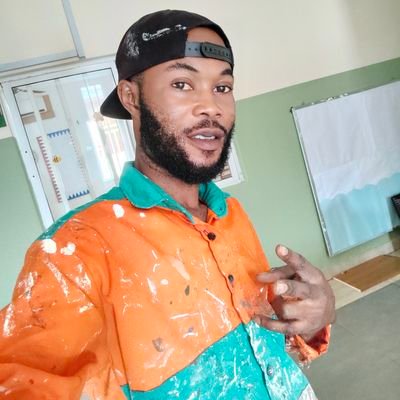 joyousjibola's profile picture. I was burn to succeed, and I'm into house 🏘🏬 painting  and interior decorator, 3D panel and wallpaper 08060686920