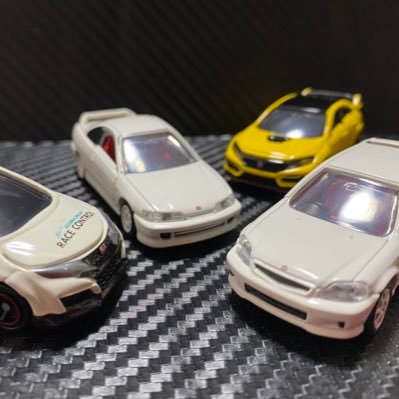 どうも！自分はトミカ、車が好きな高2です。ホンダ党(インテグラ、シビック、s2000、NSX、CR-X、プレリュード、シティ、ビートが好きです！)気軽にフォローしてもらえるとありがたいです😊月木はほぼツイートできません🥺フォロバもほぼします！目標2000人！！！どうぞよろしくお願いします🙏