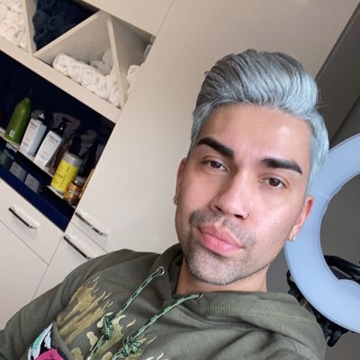 Estay_Lauder's profile picture. Tall Glass Of Sparkeling Water