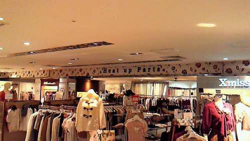 odakyu_s_girl's profile picture. 小田急百貨店新宿店婦人服４階「ヤング＆キャリア」の公式アカウントです。バイヤーが、最新のトレンド情報や新作入荷情報はたまたお得情報を中心につぶやいていきます。どうぞよろしくお願いいたします。なお、お問い合わせやご質問は直接店頭へお願いいたします。ＯＤＡＫＹＵ　ＤＥＰＴ　ＬＡＤＩＥＳ　ＦＡＳＨＩＯＮ　ＯＦＦＩＣＩＡＬ　Ｉ