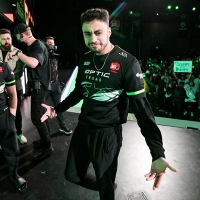 @DashySZN - #Greenwall💚- I'm godlike