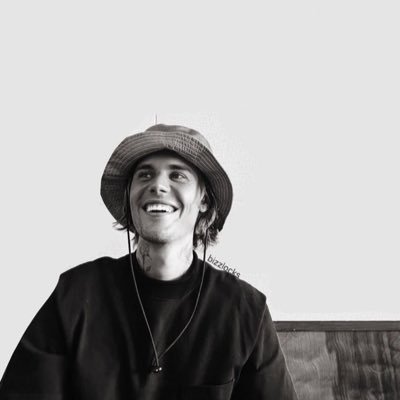 Natylisbetvn's profile picture. Belieber desde los tiempos de cuca, adulta supuestamente responsable, con más sal que el mar caribe. 29 años pasando pena.🇩🇴