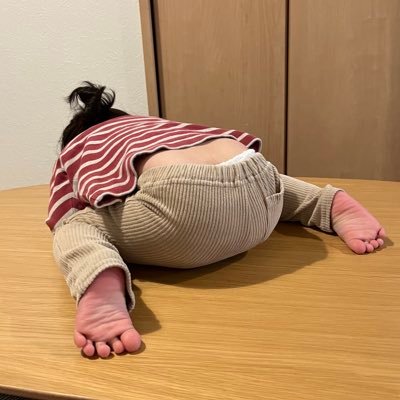 2017年12月第一子、2020年8月第二子。2022年12月9日第三子。3日中1.5日はワンオペ。2020年から石沼。産休とともにプロレスにハマる。フルタイム復帰！同じ職場で細々と働いています。