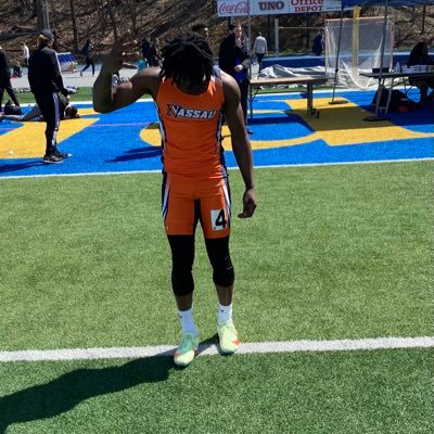 5’8 150 /NCC track and field/insta: Anthony_Baa http:/www.hudl.com/profile/10238714/2021/Gpa:3.06/100m-12.31