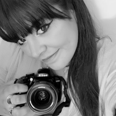 •Fotografa📷 •Analista en Marketing 🎓 •Locutora🎙️ . ⚽️Liverpool y Goes🏀