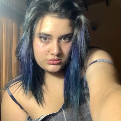 taurinaahot's profile picture. ugh! by bts | hold tight by jb | pretty savage by bp