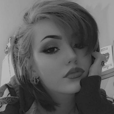 MedbhMcC's profile picture. Aspiring Social Media Manager :)