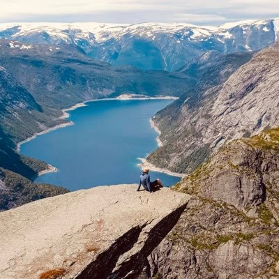 leeput87's profile picture. Rookery ST 🐝 Glasto obsessed 🎪